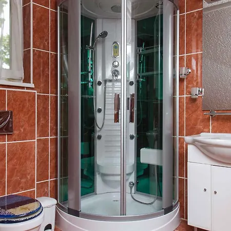 Holiday home In Balatongyoeroek 40844