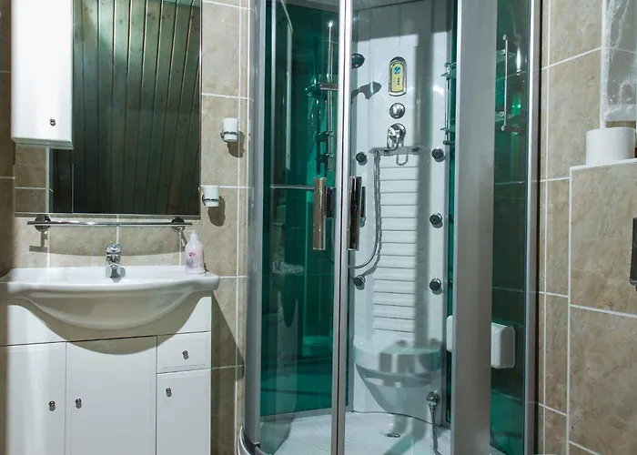 In Balatongyoeroek 40844 펜션 *